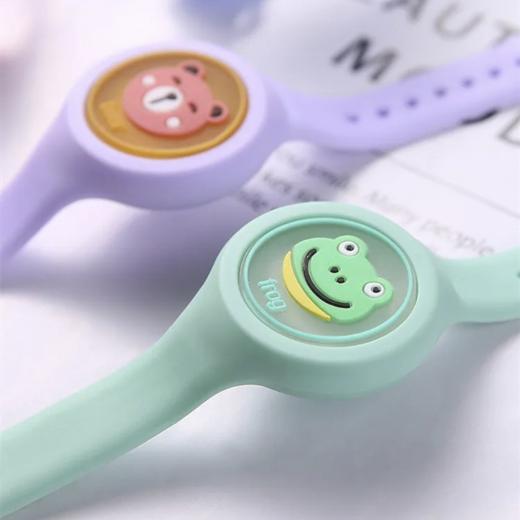 Светеща силиконова детска гривна против комари 2 броя